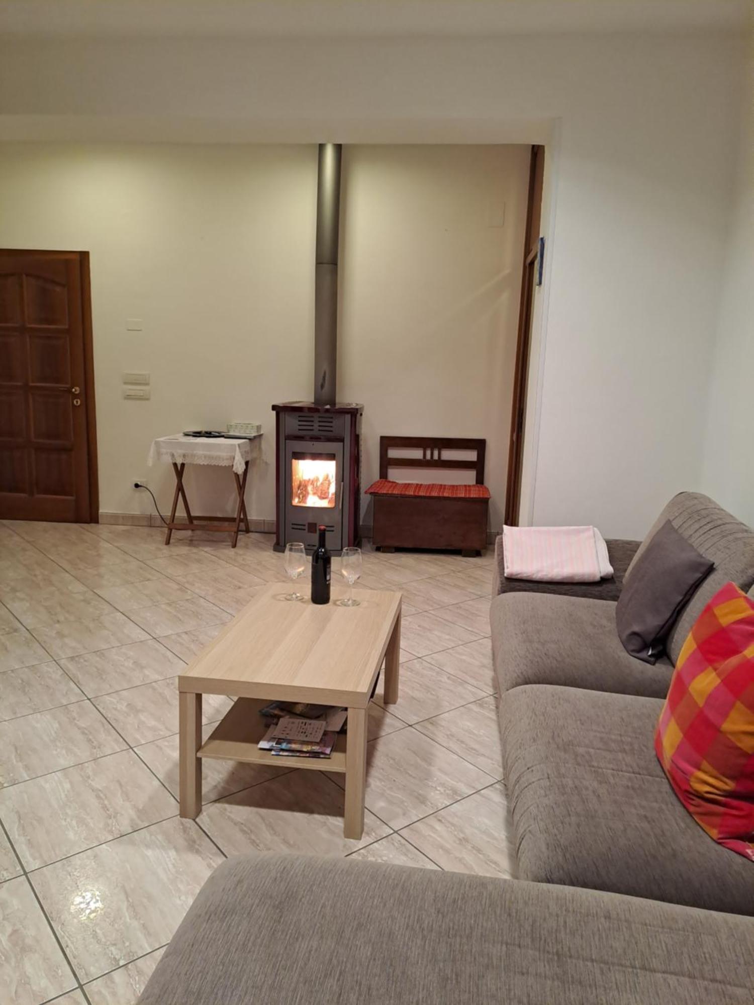 Casa Alby Apartment Levico Terme Bagian luar foto